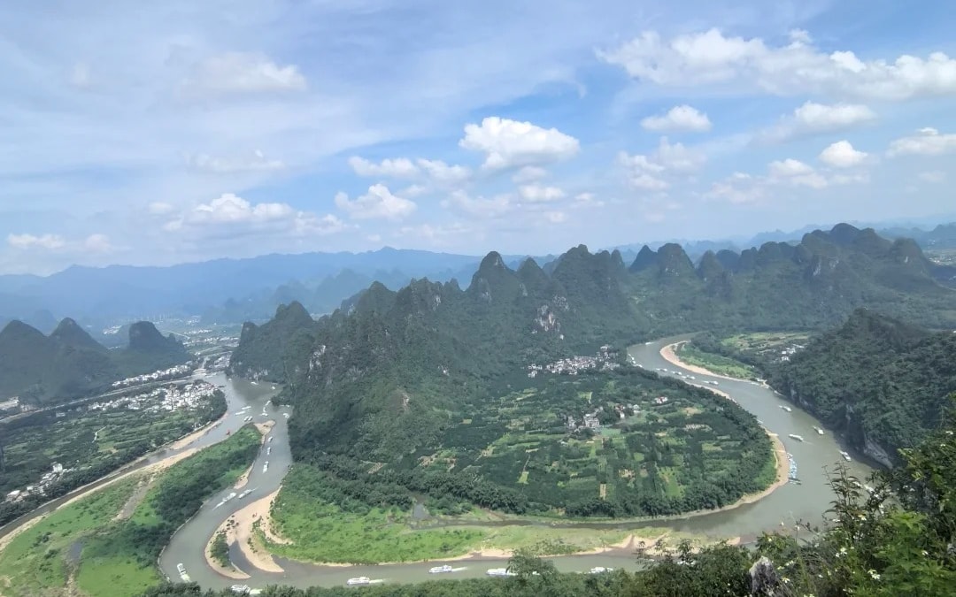 Yangshuo Bike Da Mian Shan Tour: E-Bike Ride and Hike to the Li River First Bend