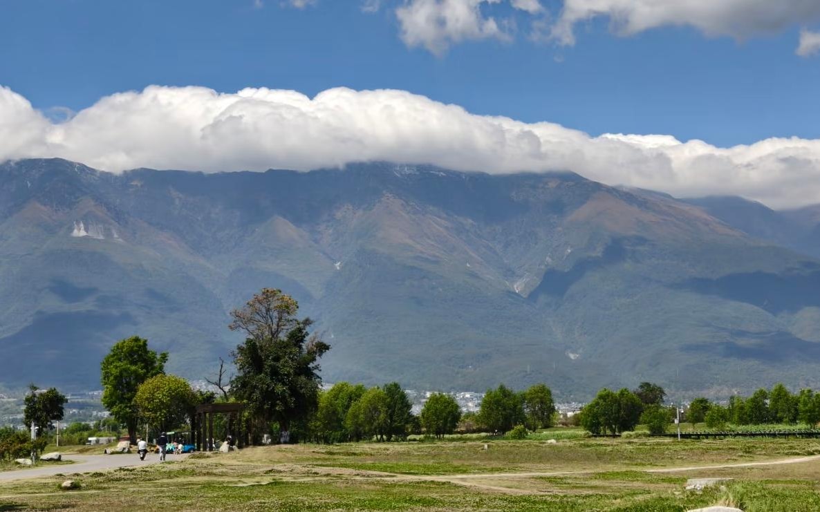 Bike Tour in Dali, Yunnan | Guided Cycling & E-Bike Tours in China