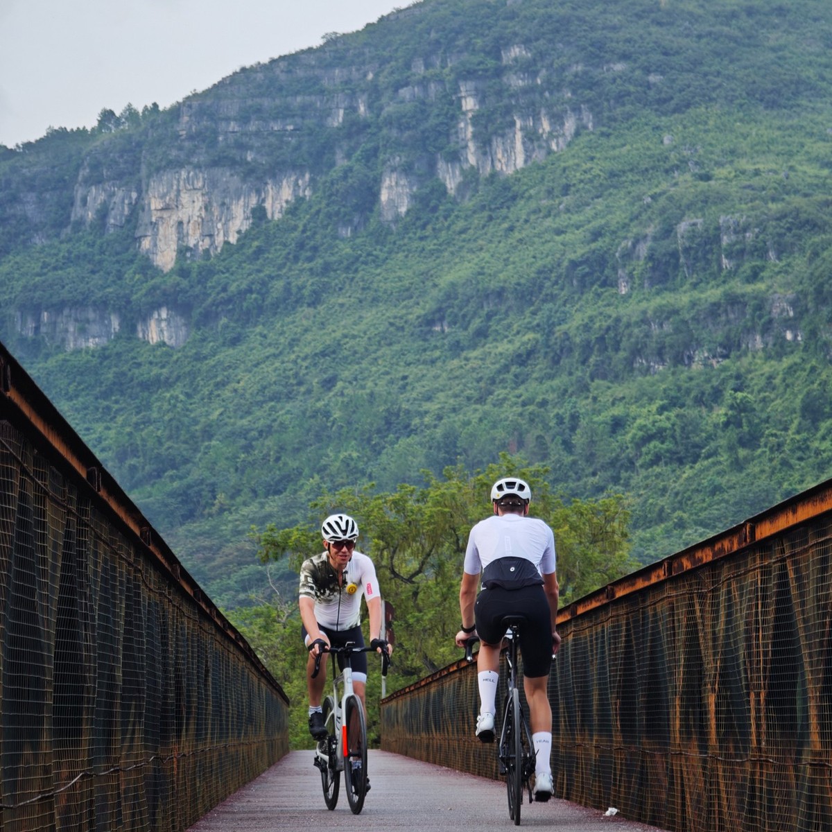 80km bike tour from Guilin to Yangshuo with CycleQuest China — photo 5 from The Pashchenko family