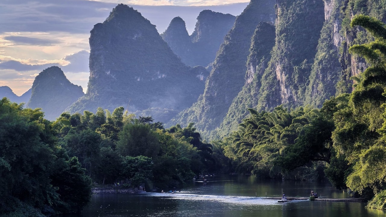 T3 – Yulong River + Jinbao River guided e-bike tour