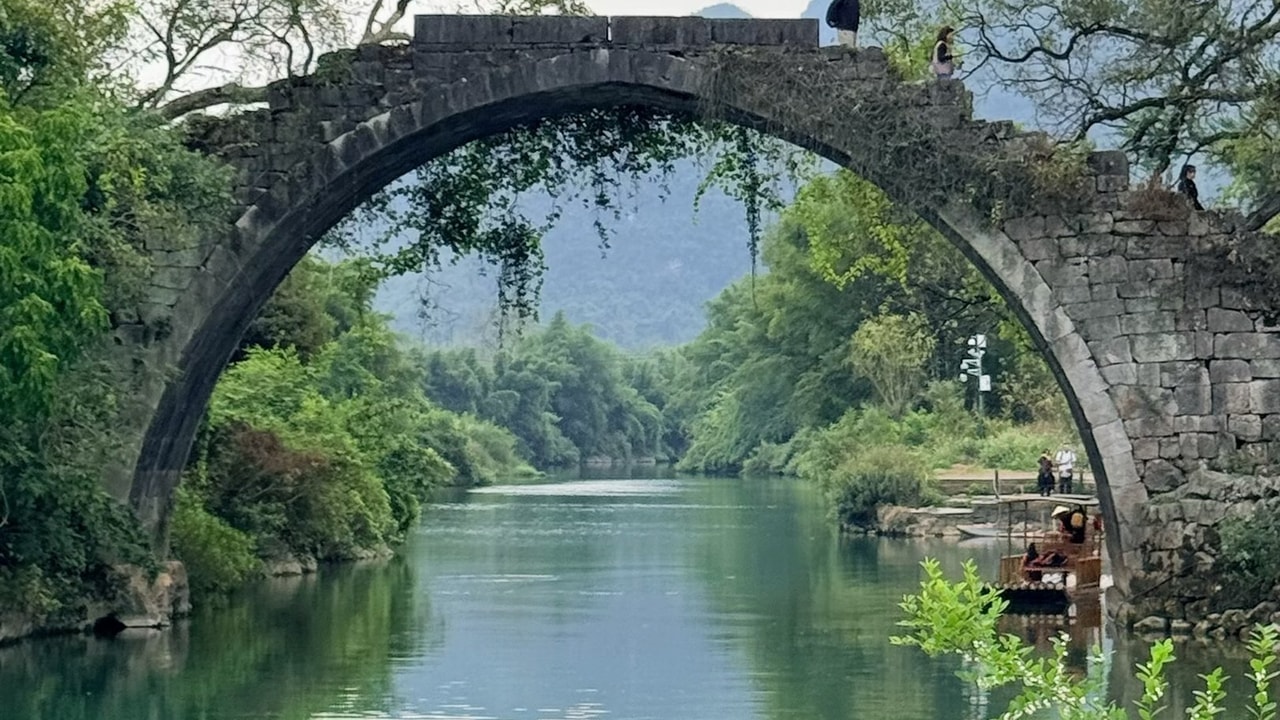 T4 – Fuli Bridge Yulong River Tour guided e-bike tour