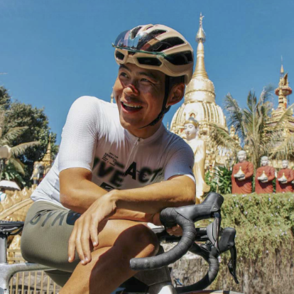 Zhu Shi, Experience design specialist / Lead cycling guide