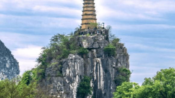 Chuanshan Lake Central Island