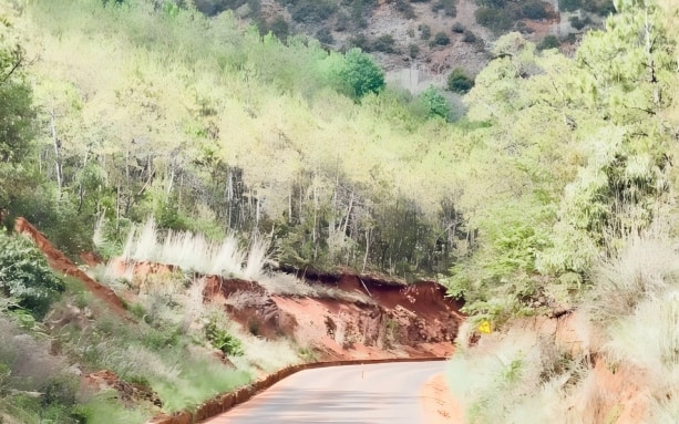 Shaxi–Shibaoshan–Heihui River Countryside Bike Tour