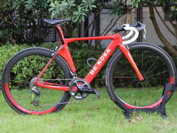 De Rosa SK Carbon Road Bike carbon road bike, available to rent from CycleQuest China