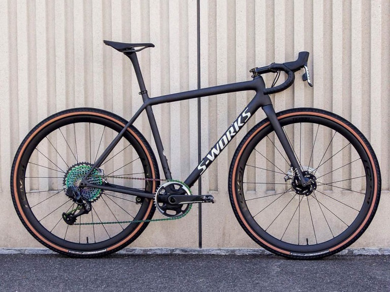 Specialized Diverge S-Works carbon road bike, available to rent from CycleQuest China